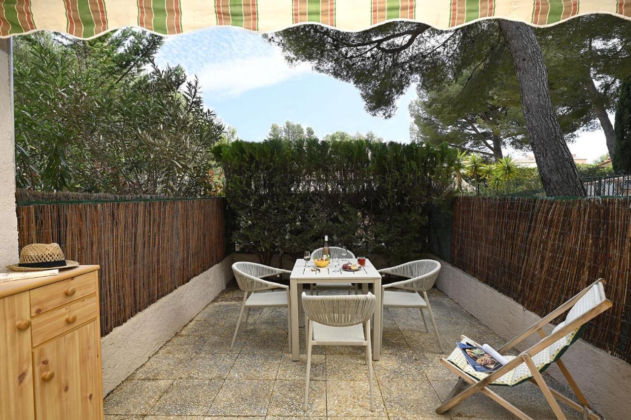 Charmant Studio 2A4 Pers Avec Jardin Et Place De Parking Situe A 5 Min A Pied De La Mer Bandol Kültér fotó