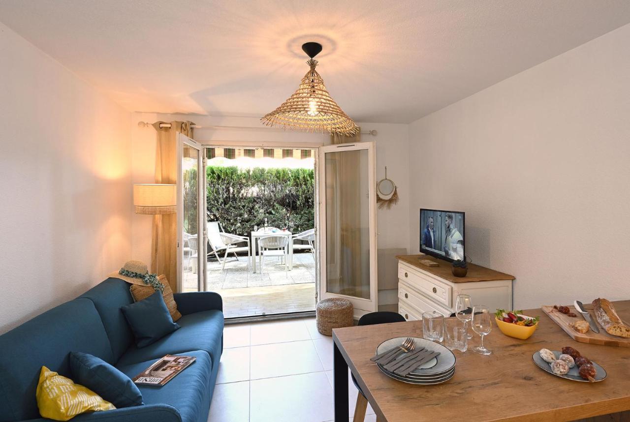 Charmant Studio 2A4 Pers Avec Jardin Et Place De Parking Situe A 5 Min A Pied De La Mer Bandol Kültér fotó