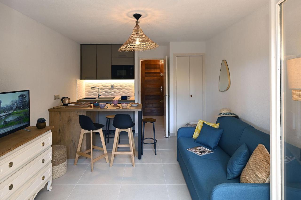 Charmant Studio 2A4 Pers Avec Jardin Et Place De Parking Situe A 5 Min A Pied De La Mer Bandol Kültér fotó